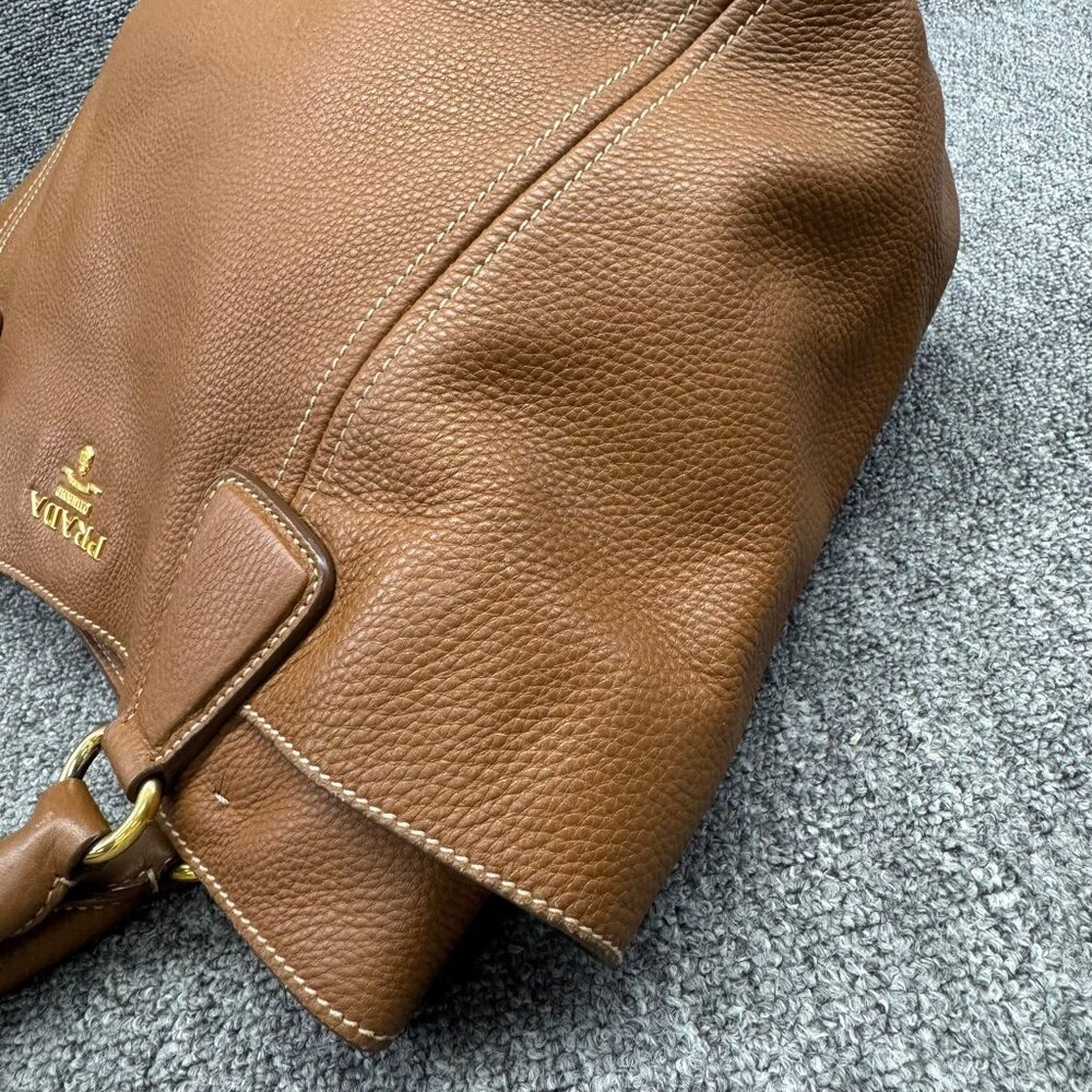 Prada Vitello Daino Leather Satchel Bag 535-071925 - Picture 4 of 16